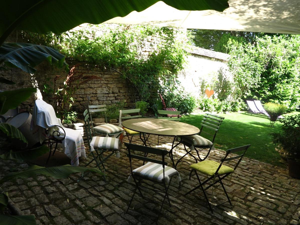 Le Jardin De Gustave Bed & Breakfast Ornans Bagian luar foto