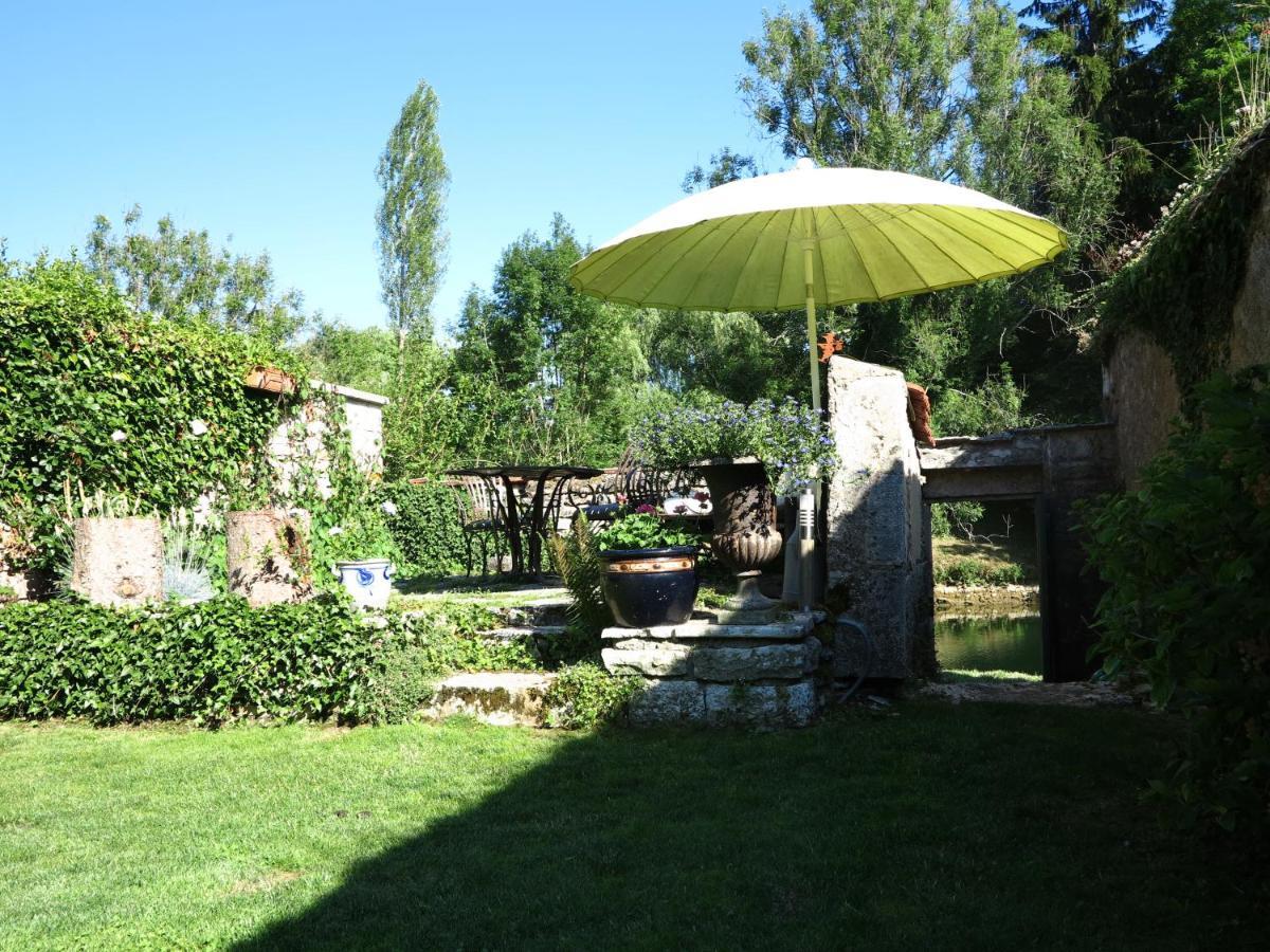 Le Jardin De Gustave Bed & Breakfast Ornans Bagian luar foto